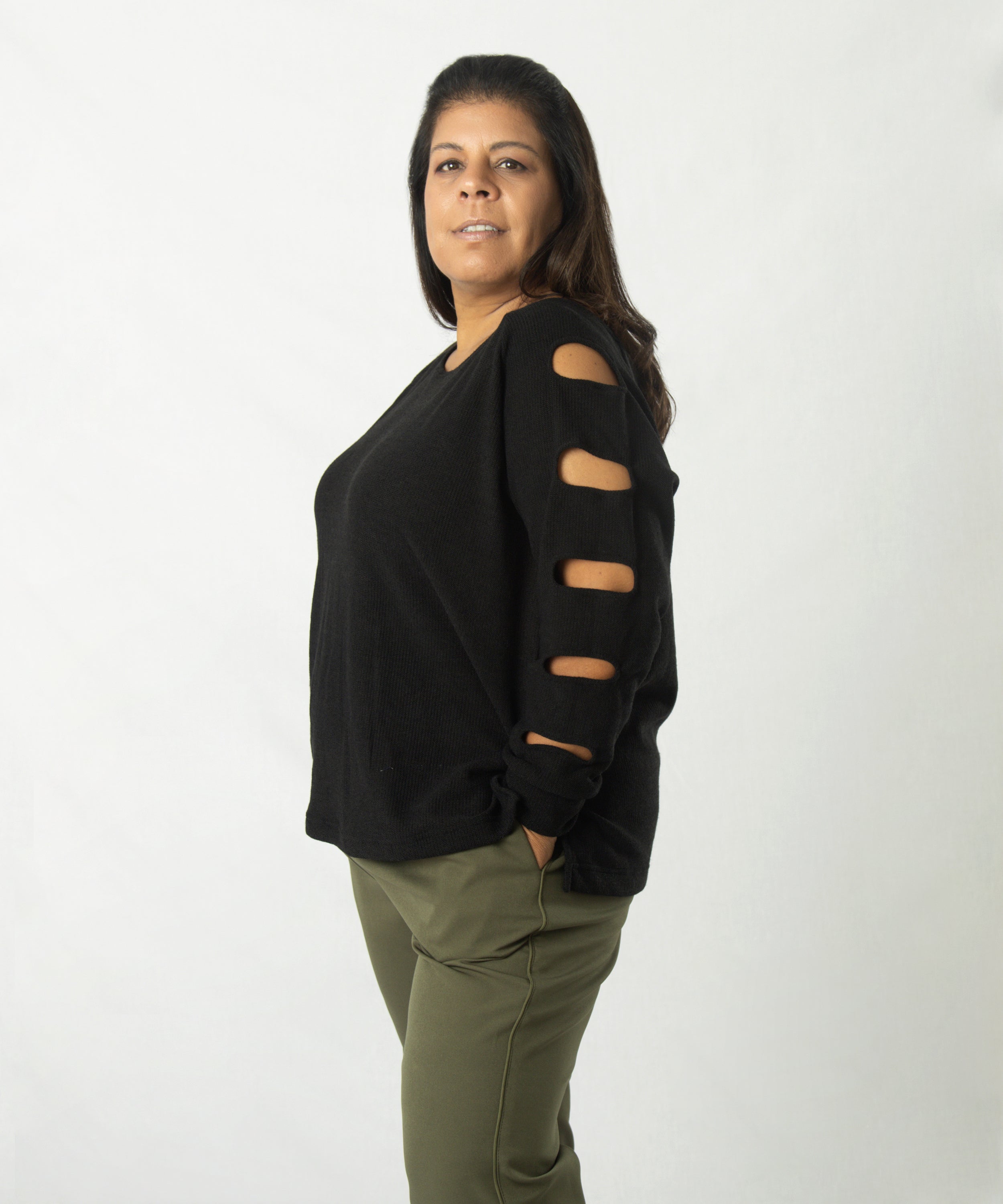 PANTALÓN CATA A LA CINTURA CON ELÁSTICO POSTERIOR